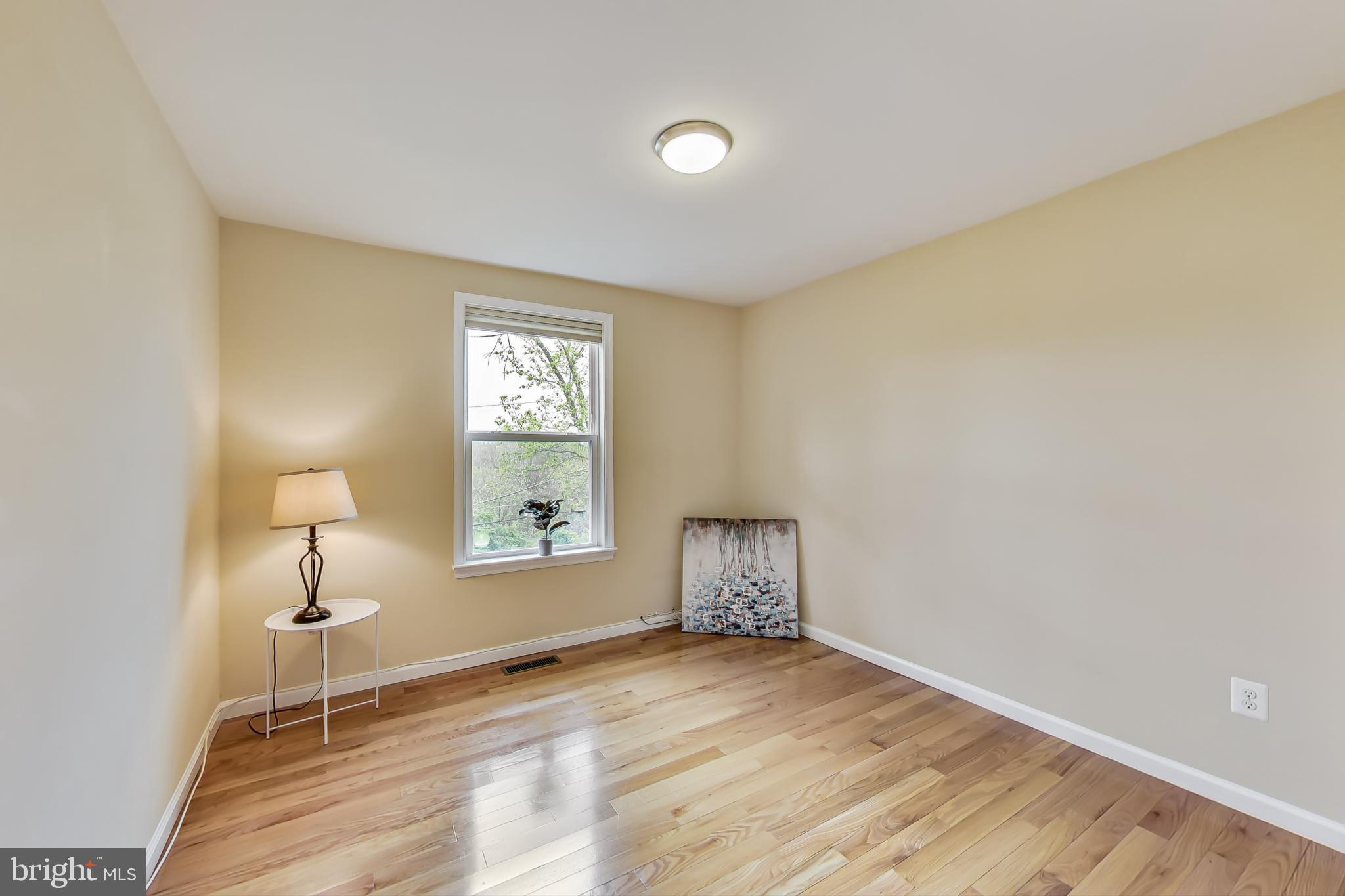 11609 Dewey Road Silver Spring, MD 20906 - Photo 13 of 35