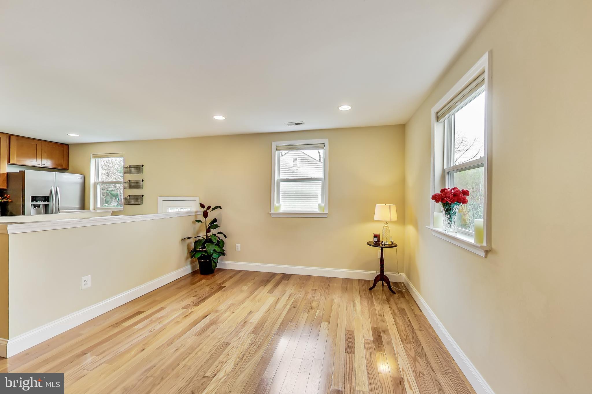 11609 Dewey Road Silver Spring, MD 20906 - Photo 2 of 35