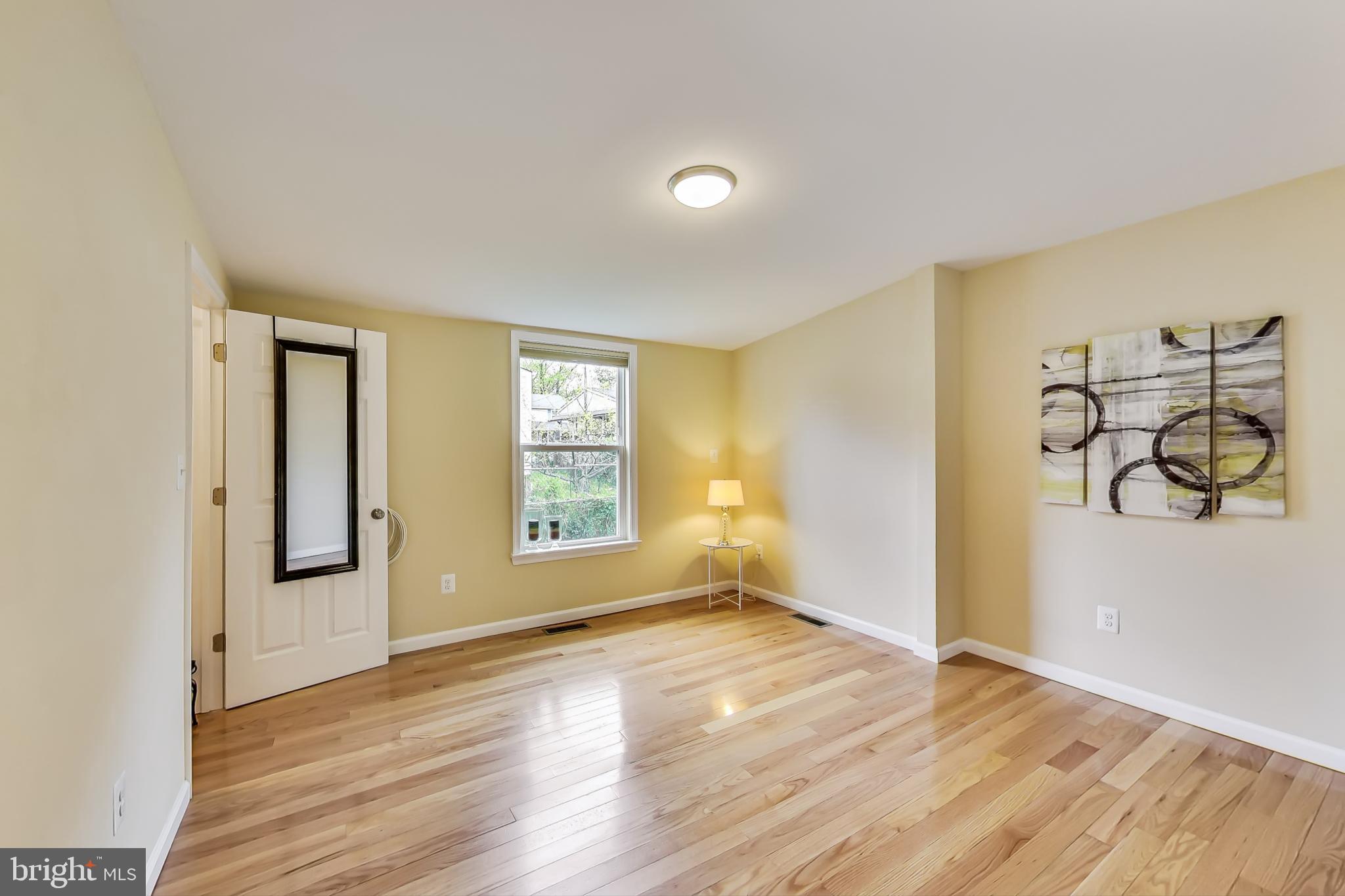 11609 Dewey Road Silver Spring, MD 20906 - Photo 8 of 35