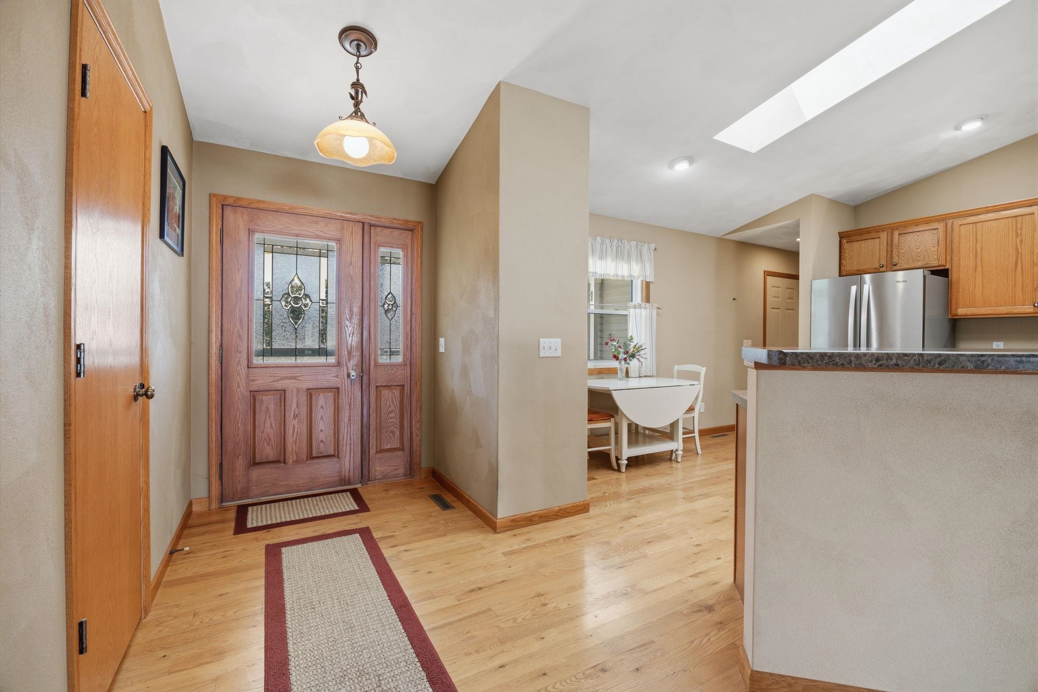 1532 Montclair Place Fort Atkinson, WI 53538 - Photo 2 of 47