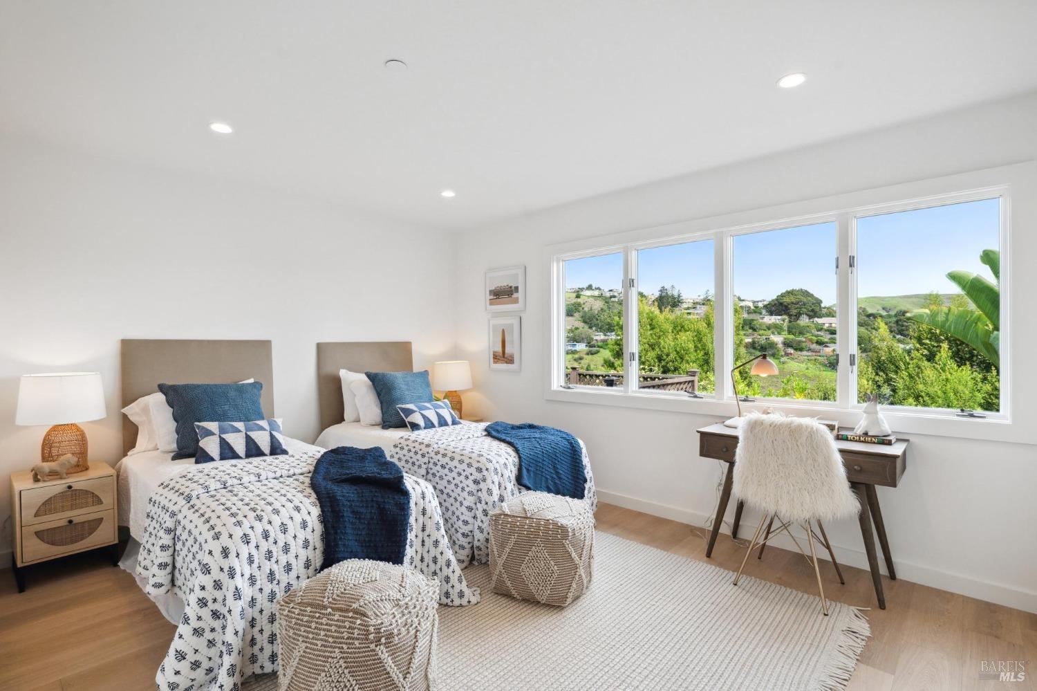 144 Richardson Drive Mill Valley, CA 94941 - Photo 23 of 43 a bed room with a bed and a chair