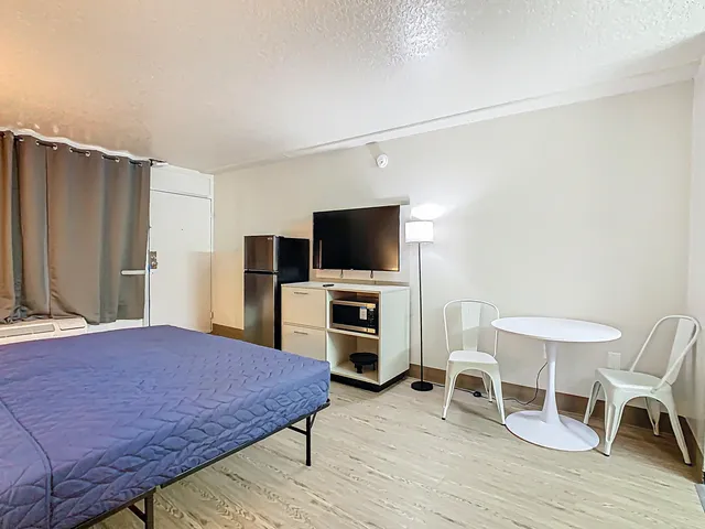 $950 | 44199 Highway 27, Davenport, FL 33896