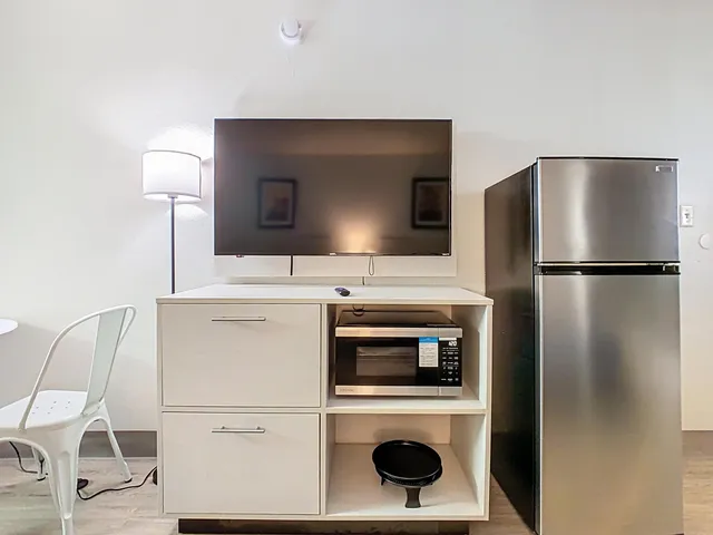 $950 | 44199 Highway 27, Davenport, FL 33896