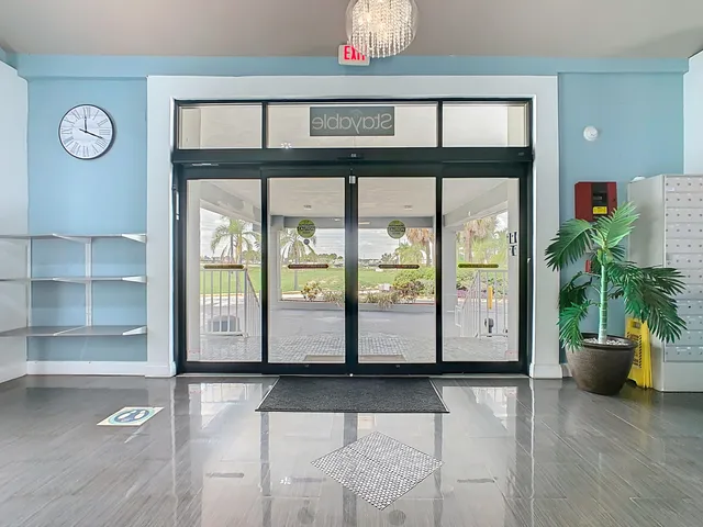 $950 | 44199 Highway 27, Davenport, FL 33896