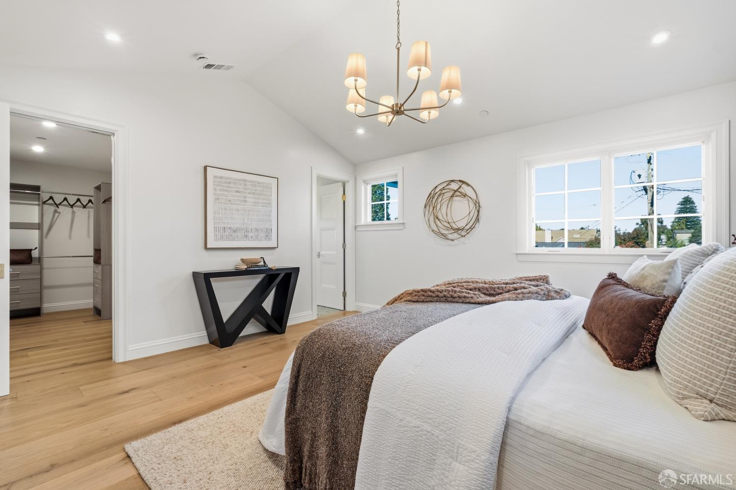 740 Fairfield Road Burlingame, CA 94010 - Photo 26 of 46 Gallery Image 26