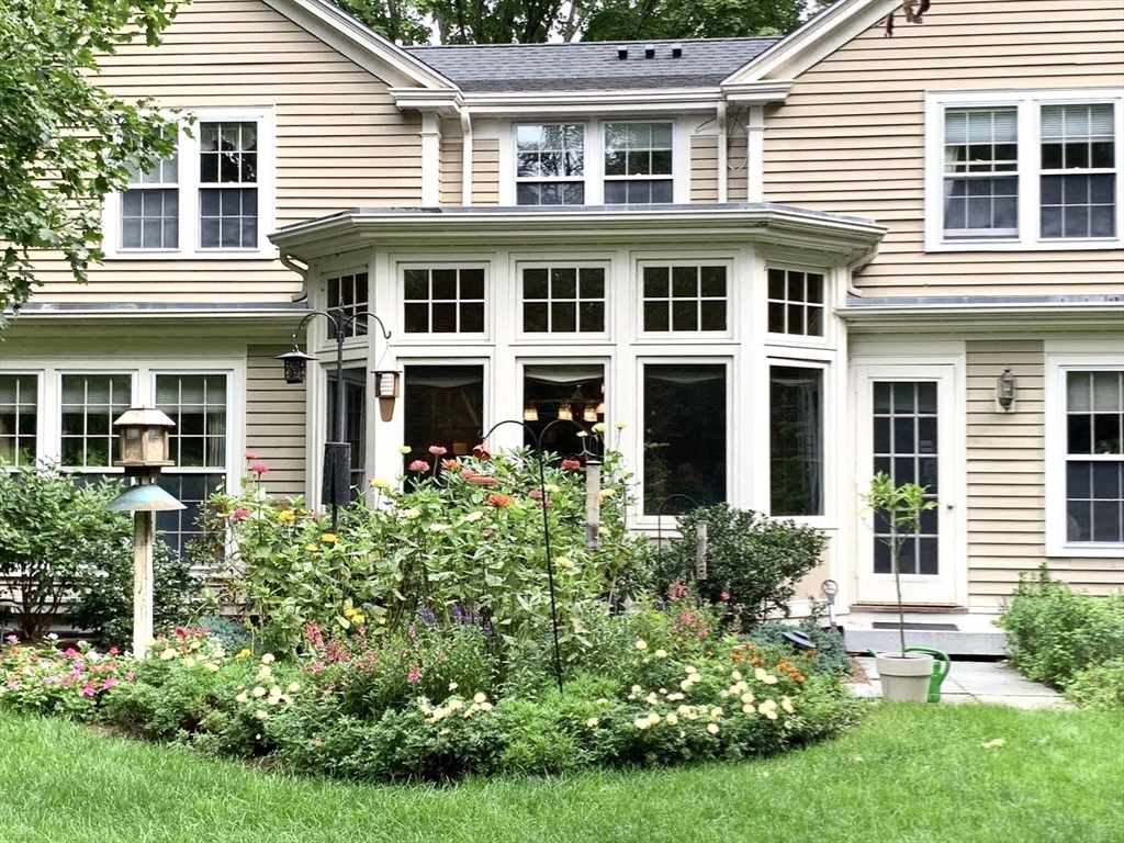 25 Edgewater Drive Needham, MA 02492 - Photo 16 of 25