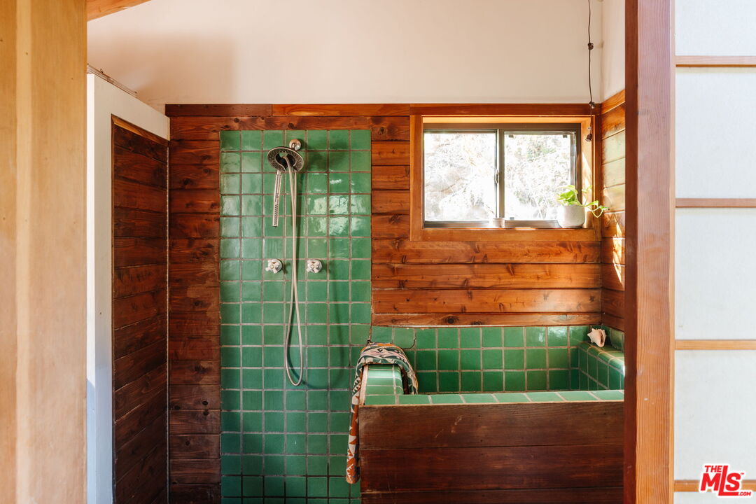 23300 Red Rock Road Topanga, CA 90290 - Photo 29 of 59 a view of outdoor space