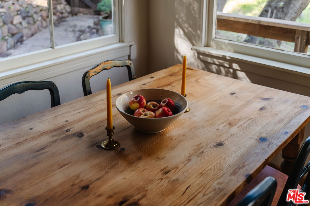 23300 Red Rock Road Topanga, CA 90290 - Photo 8 of 59