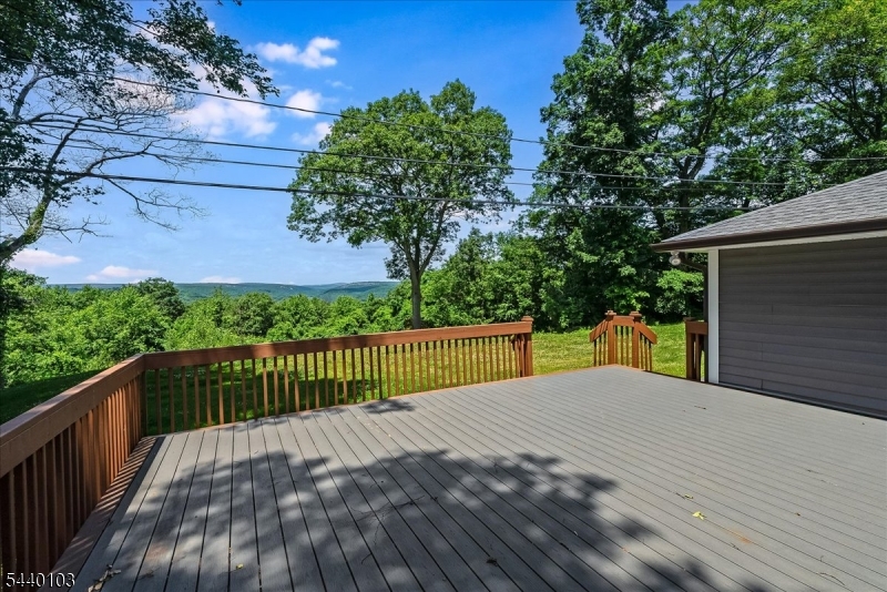 8 Sheeprock Road Kinnelon, NJ 07405 - Photo 29 of 47