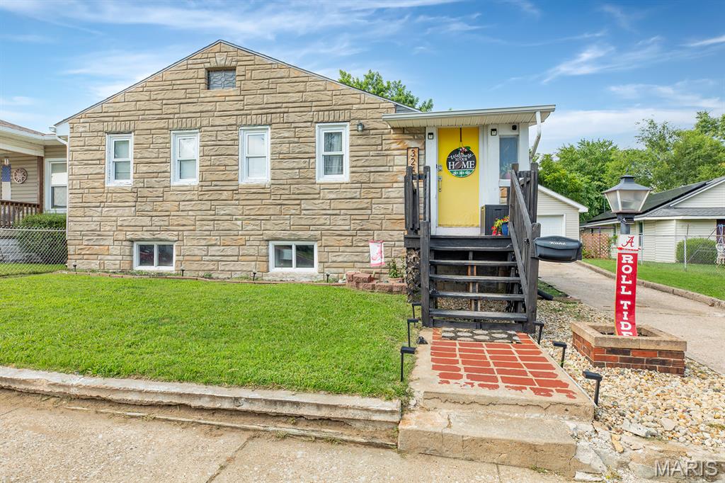324 Rohm Place Roxana, IL 62084 - Photo 4 of 48 Gallery Image 4