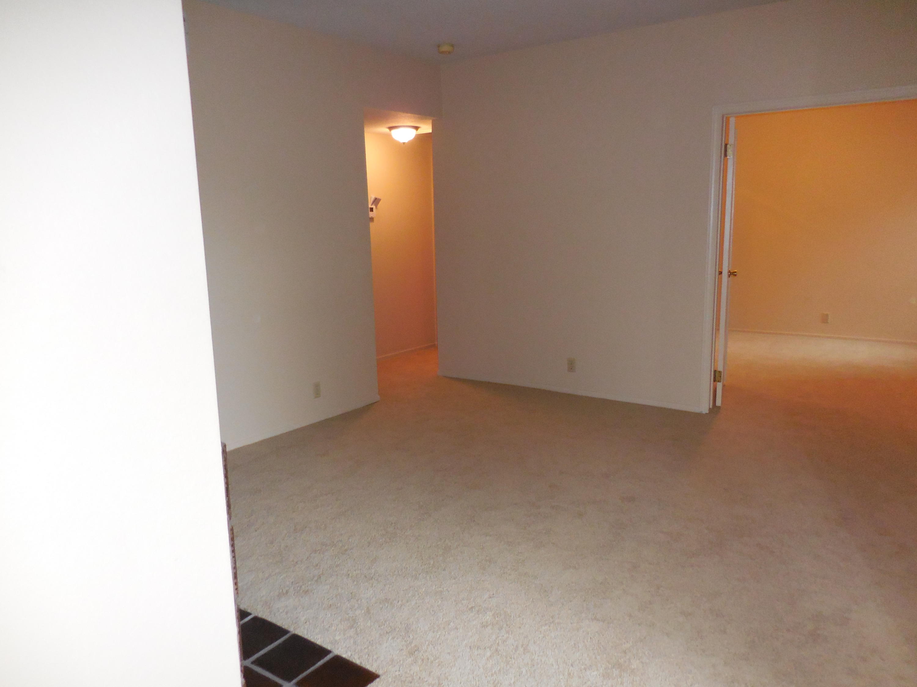 225 Ridgetop Drive, Unit 117 Redding, CA 96003 - Photo 9 of 20 DA to LR