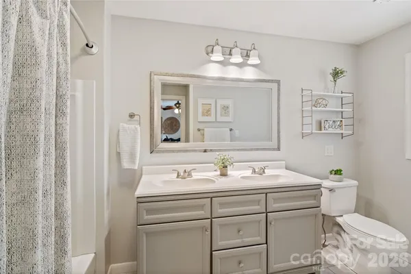 $475,000 | 5801 Lindenwood Drive, Matthews, NC 28104