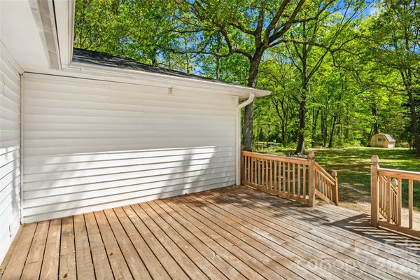 $475,000 | 5801 Lindenwood Drive, Matthews, NC 28104