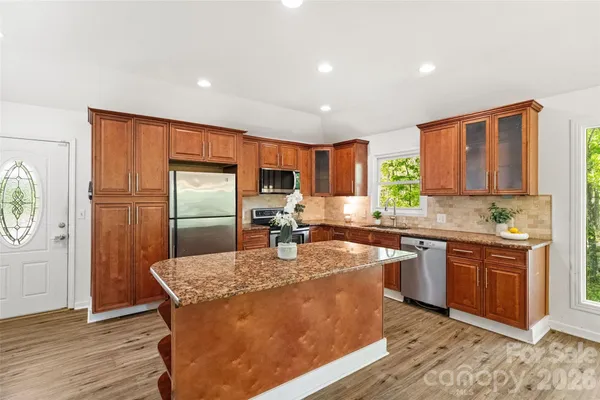 $475,000 | 5801 Lindenwood Drive, Matthews, NC 28104