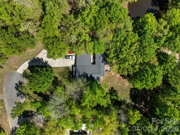 $475,000 | 5801 Lindenwood Drive, Matthews, NC 28104