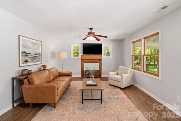 $475,000 | 5801 Lindenwood Drive, Matthews, NC 28104