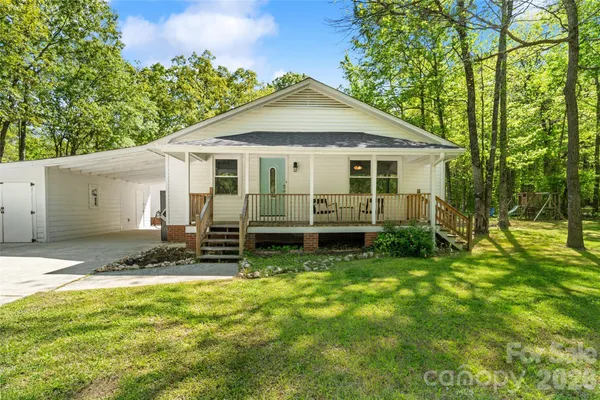 $475,000 | 5801 Lindenwood Drive, Matthews, NC 28104
