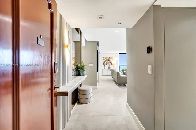 $11,500 | 19667 Turnberry Way, Unit 27J, Aventura, FL 33180