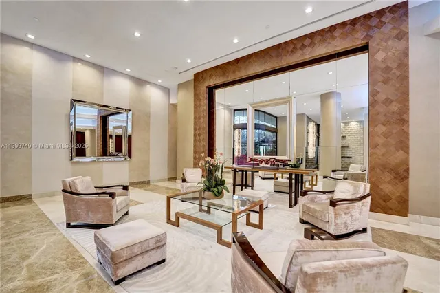 $11,500 | 19667 Turnberry Way, Unit 27J, Aventura, FL 33180