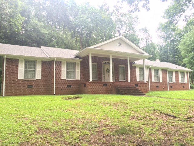 204 Kings Road Anderson, SC 29621 - Photo 1 of 36 Gallery Image 1