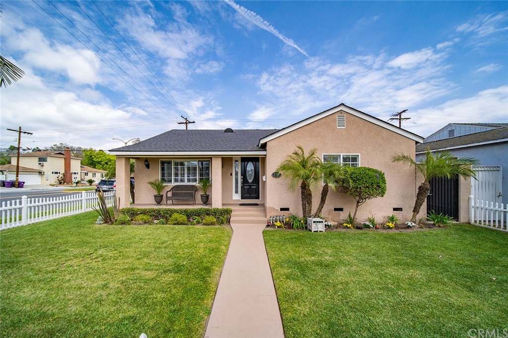 3390 North Studebaker Road Long Beach, CA 90808 - Photo 1 of 1 Gallery Image 1