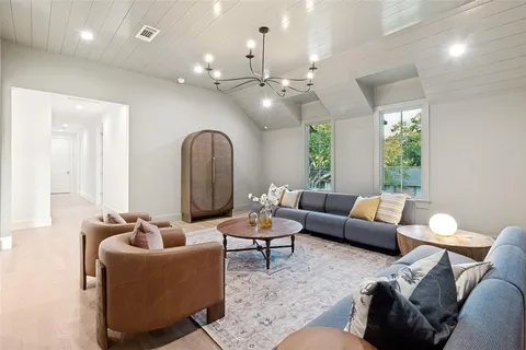 $2,100,000 | 1112 Pueblo Drive, Richardson, TX 75080