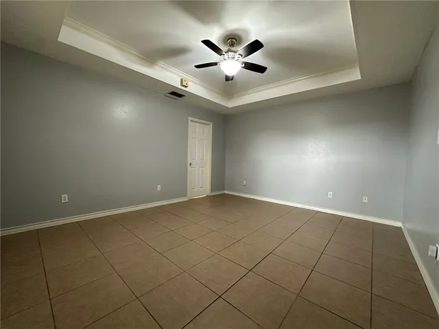 en view of an empty room