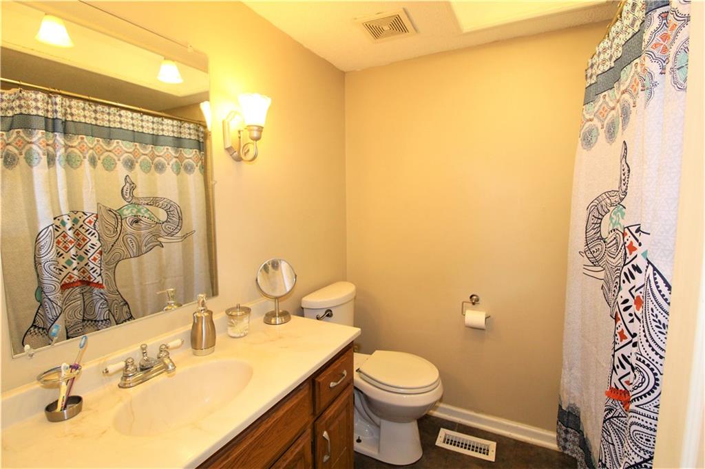 4630 Tincher Road Indianapolis, IN 46221 - Photo 12 of 16 Gallery Image 12