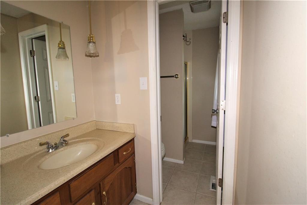 4630 Tincher Road Indianapolis, IN 46221 - Photo 10 of 16 Gallery Image 10