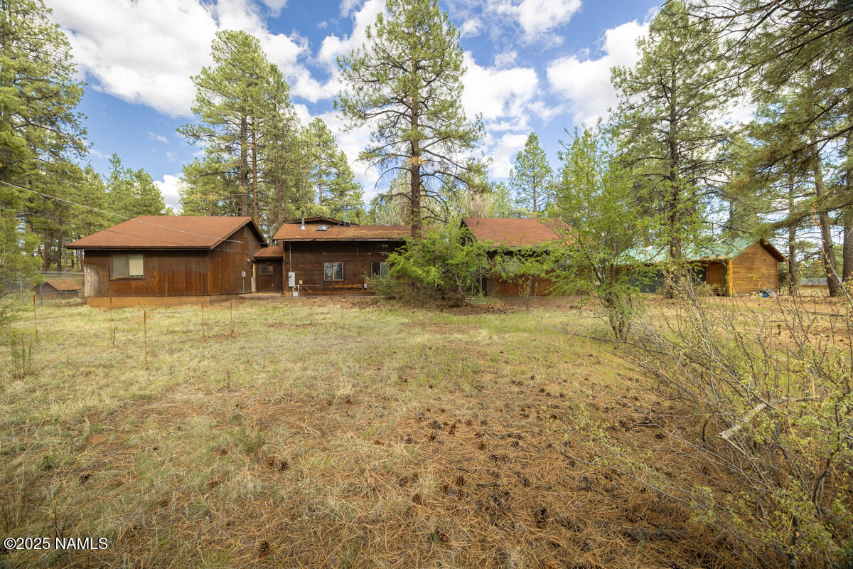129 North Spitz Spring Road Parks, AZ 86018 - Photo 35 of 59 011A3331-HDR-27