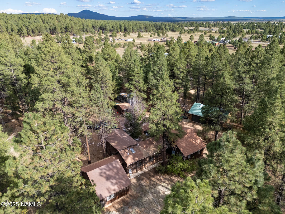 129 North Spitz Spring Road Parks, AZ 86018 - Photo 53 of 59 view of a yard with an outdoor seating