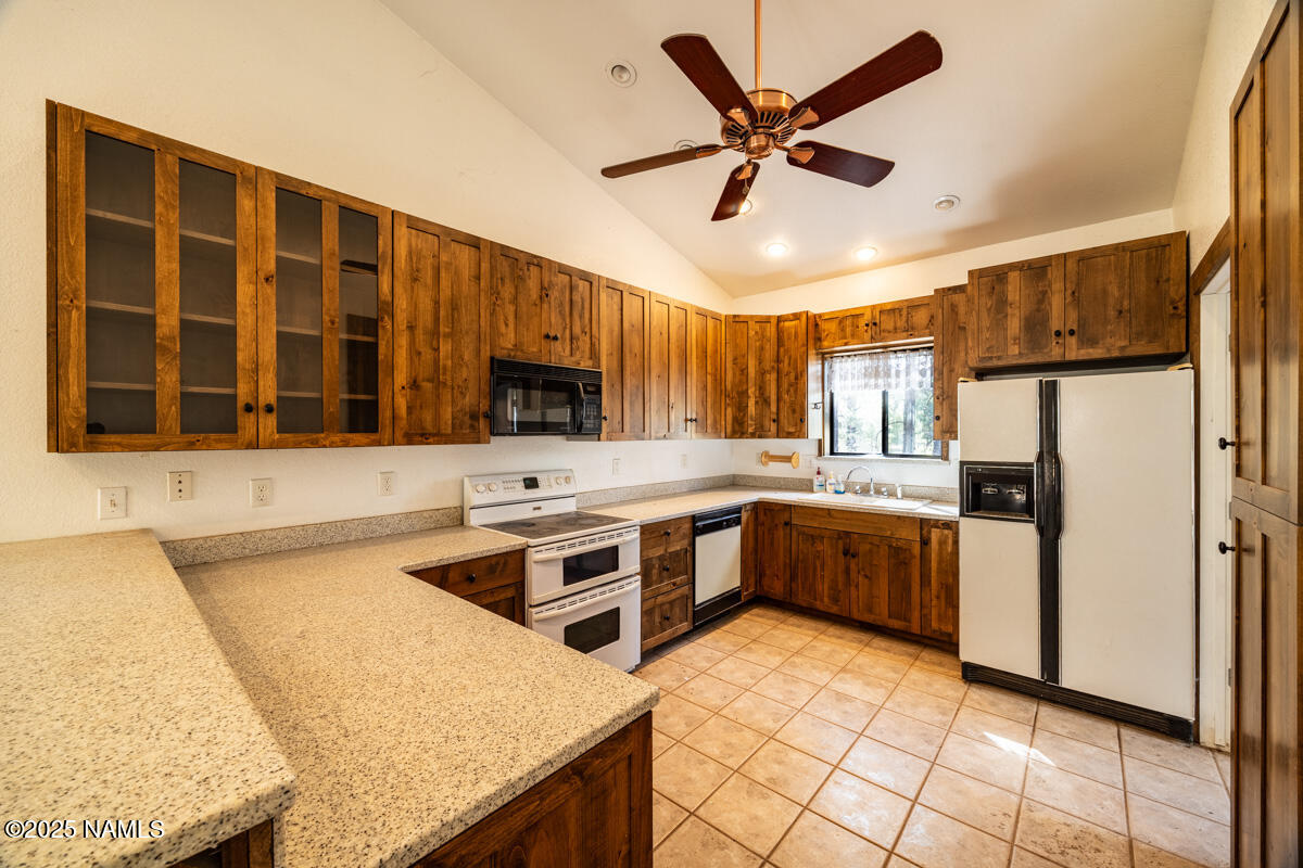 129 North Spitz Spring Road Parks, AZ 86018 - Photo 10 of 59 011A3225-HDR-5