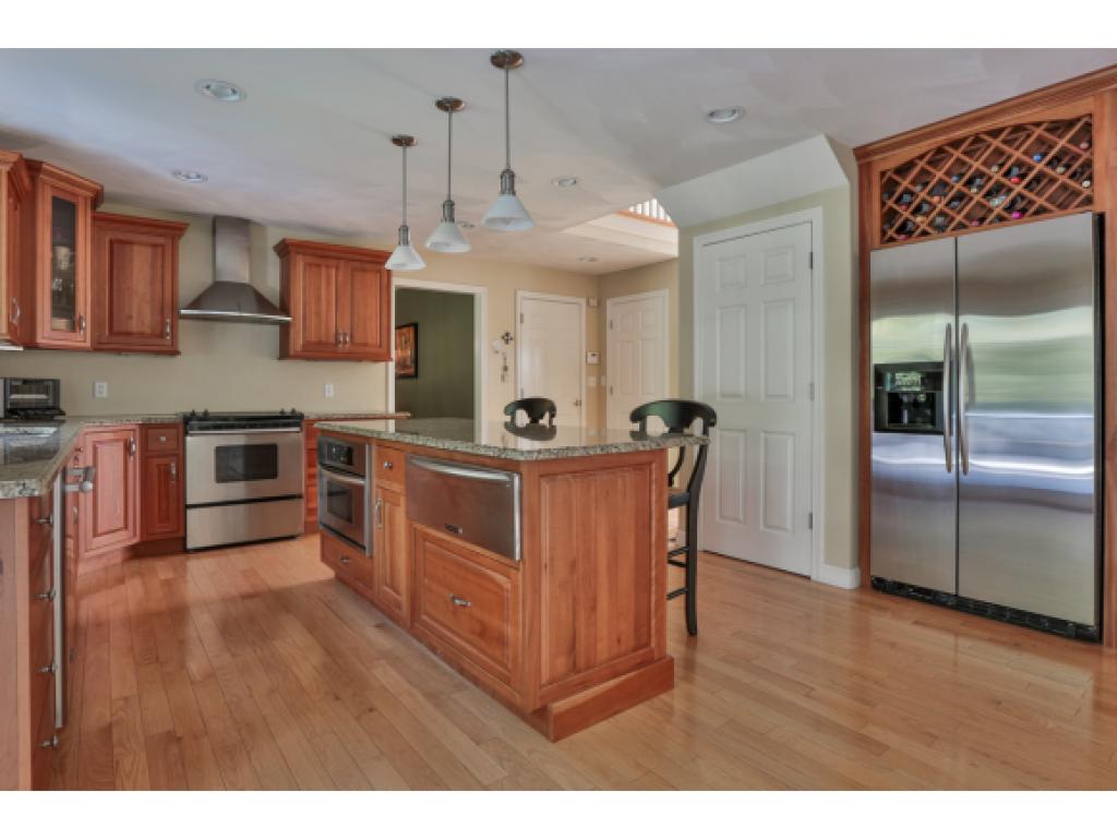10 Flintlock Road Salem, NH 03079 - Photo 14 of 32