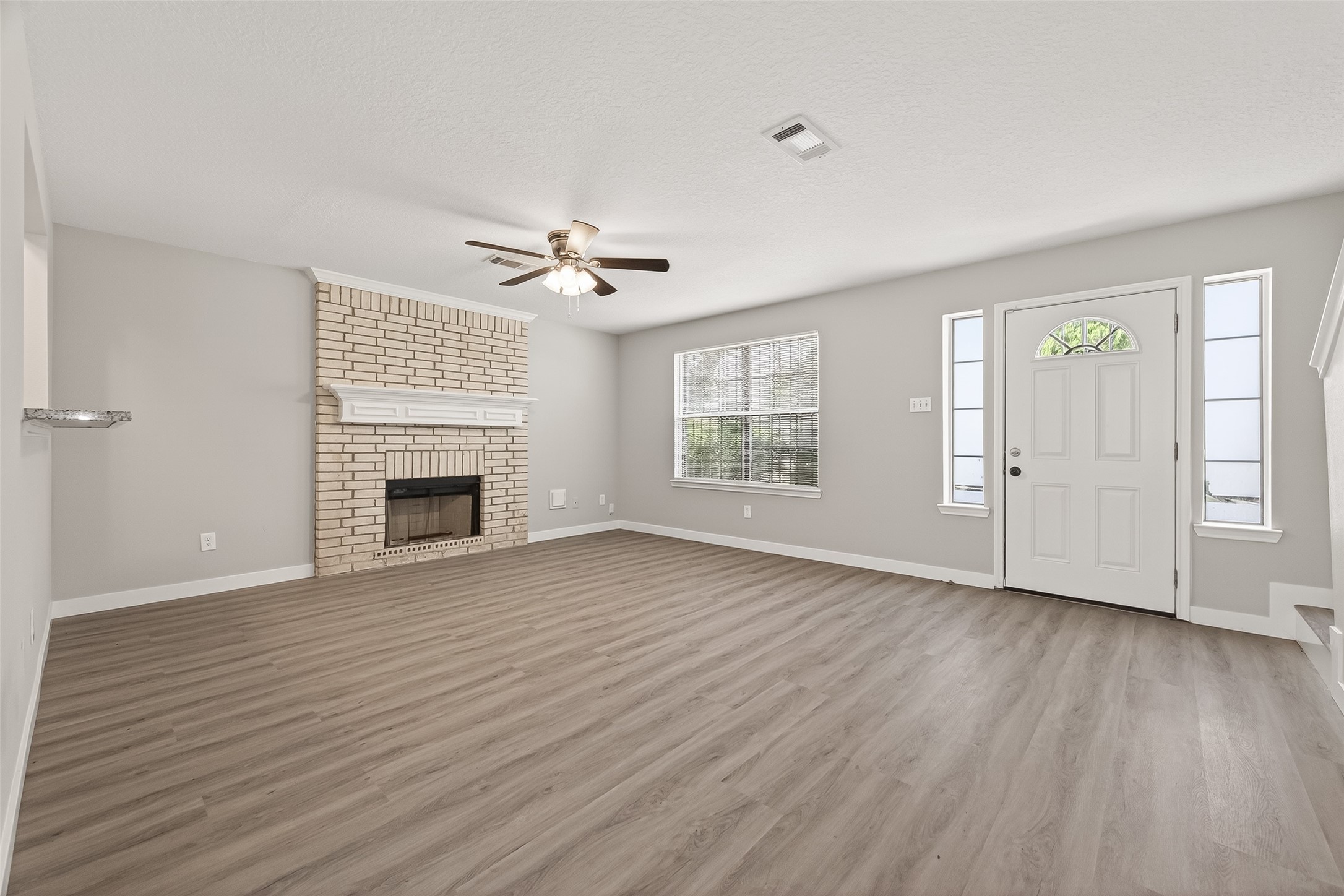 8617 Mapletwist Street Houston, TX 77083 - Photo 11 of 44