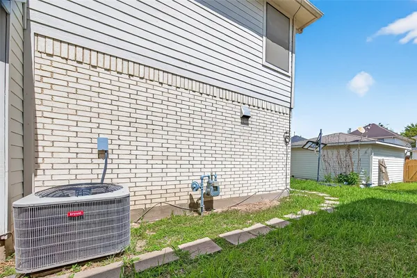 $1,750 | 8617 Mapletwist Street, Houston, TX 77083