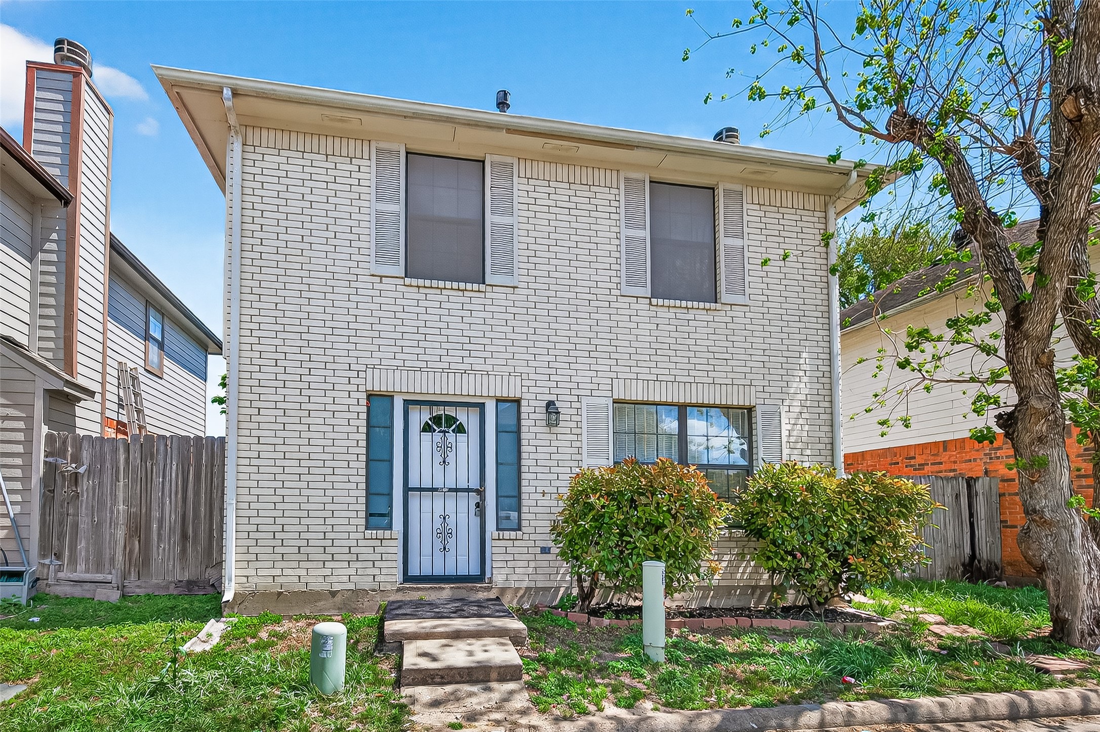 8617 Mapletwist Street Houston, TX 77083 - Photo 4 of 44