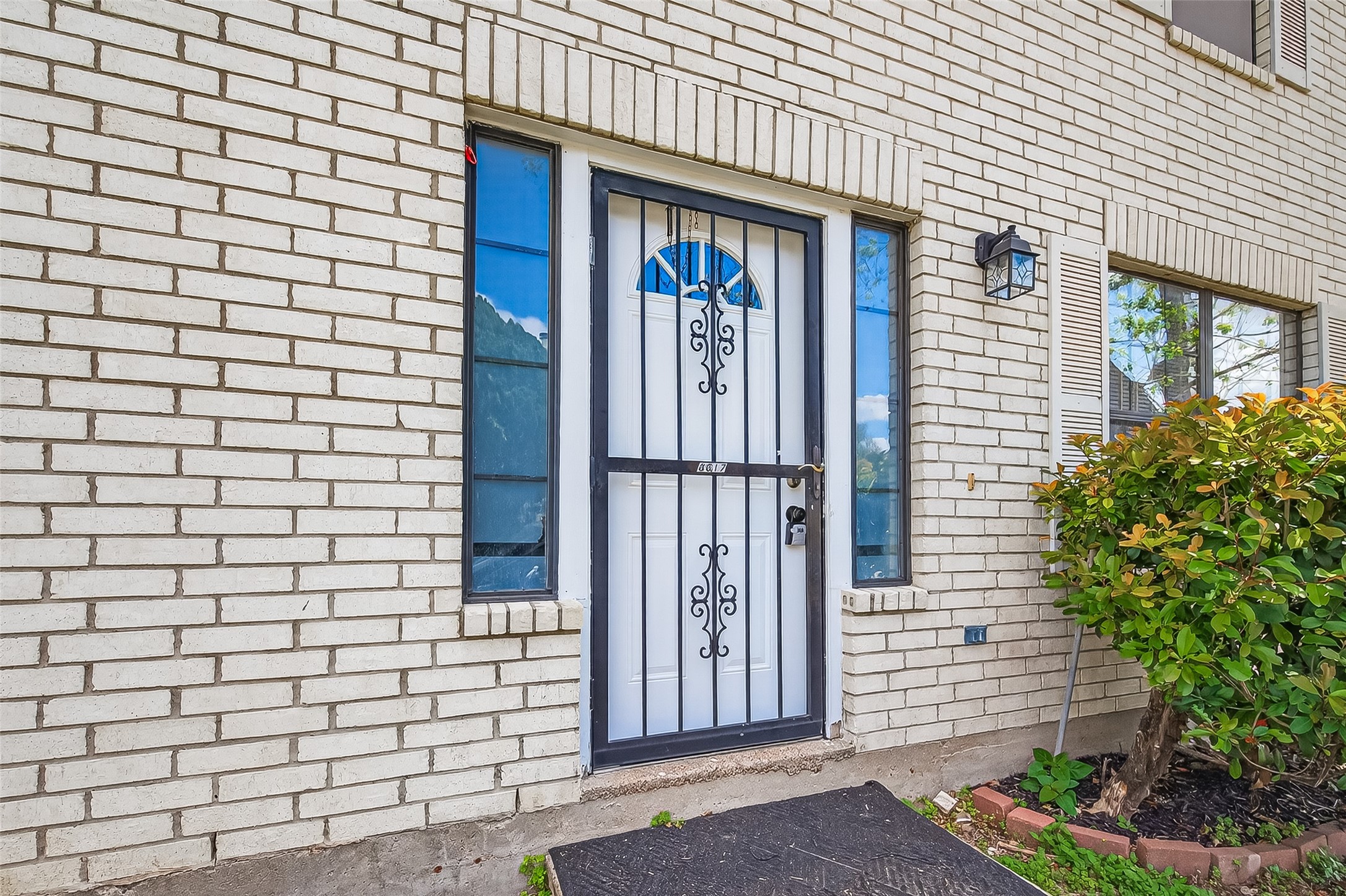 8617 Mapletwist Street Houston, TX 77083 - Photo 6 of 44