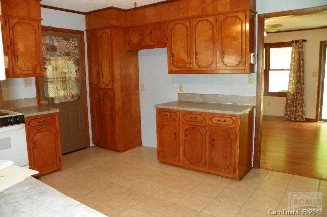 4506 Jacumin Road Valdese, NC 28690 - Photo 8 of 18 Gallery Image 8