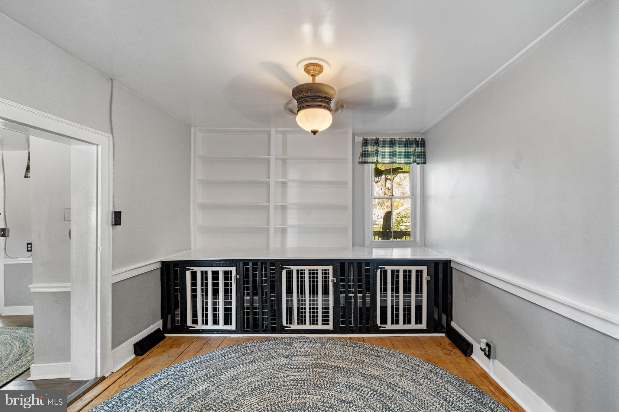 989 Swover Creek Road Edinburg, VA 22824 - Photo 24 of 132 Bonus Room with built in Dog crates