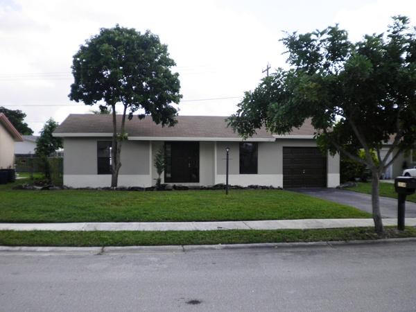 22180 Southwest 64th Way Boca Raton, FL 33428 - Photo 1 of 21 front
