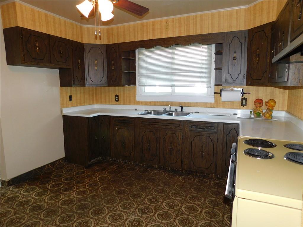 145 Easy Street Uniontown, PA 15401 - Photo 12 of 28