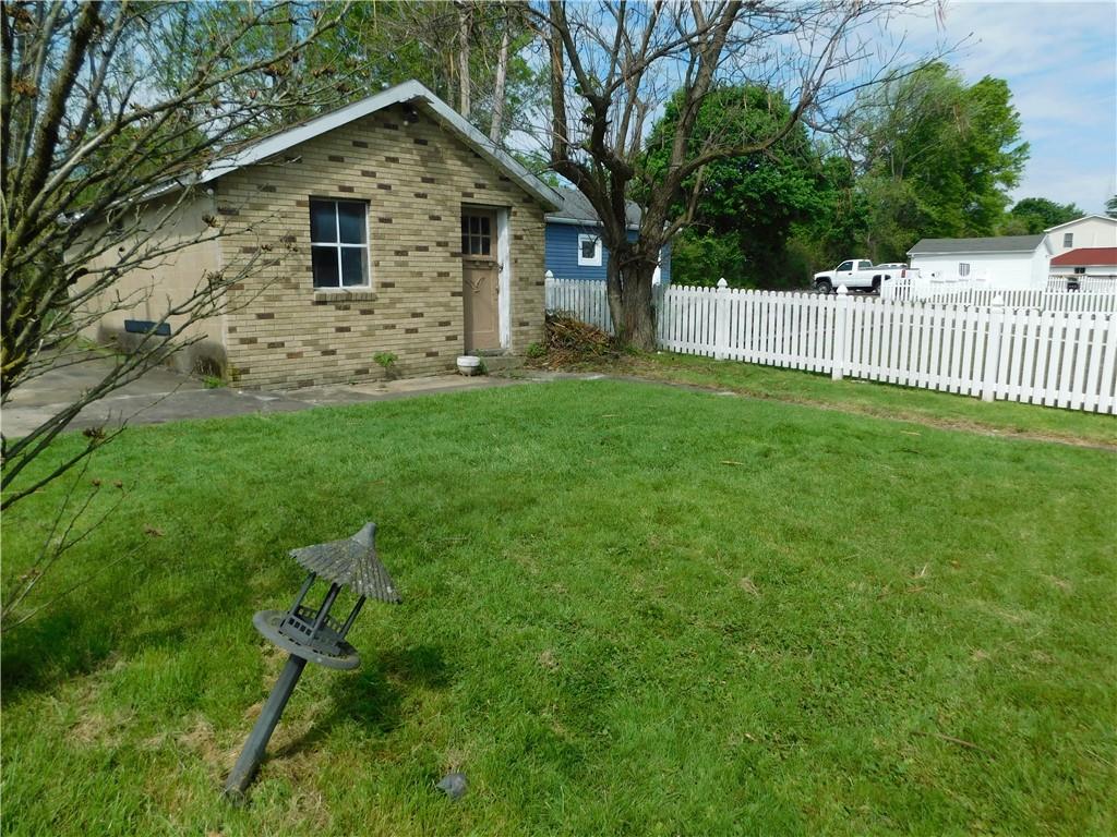 145 Easy Street Uniontown, PA 15401 - Photo 5 of 28