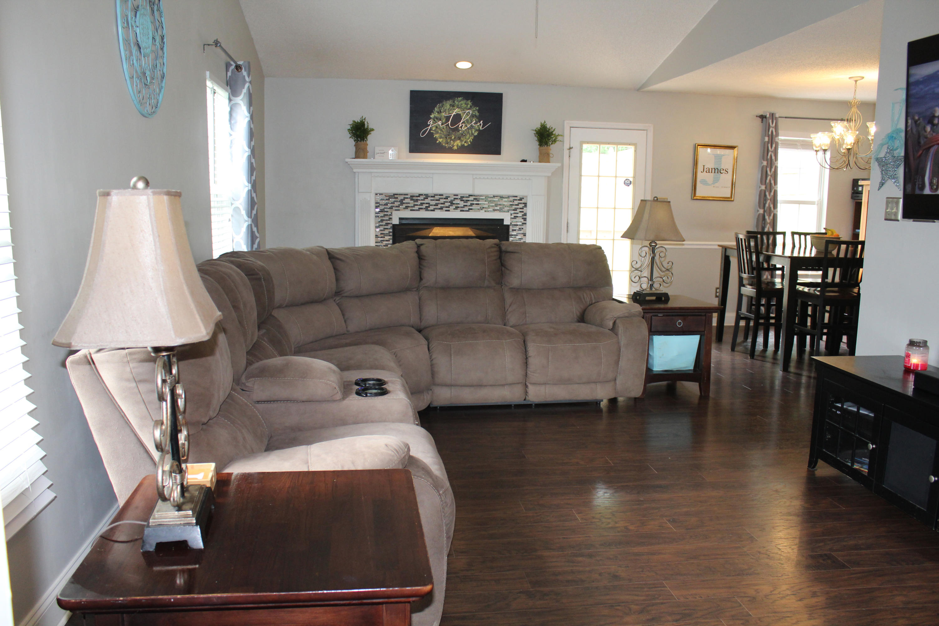 6429 Ridge Run Drive Knoxville, TN 37921 - Photo 2 of 23 Living Room