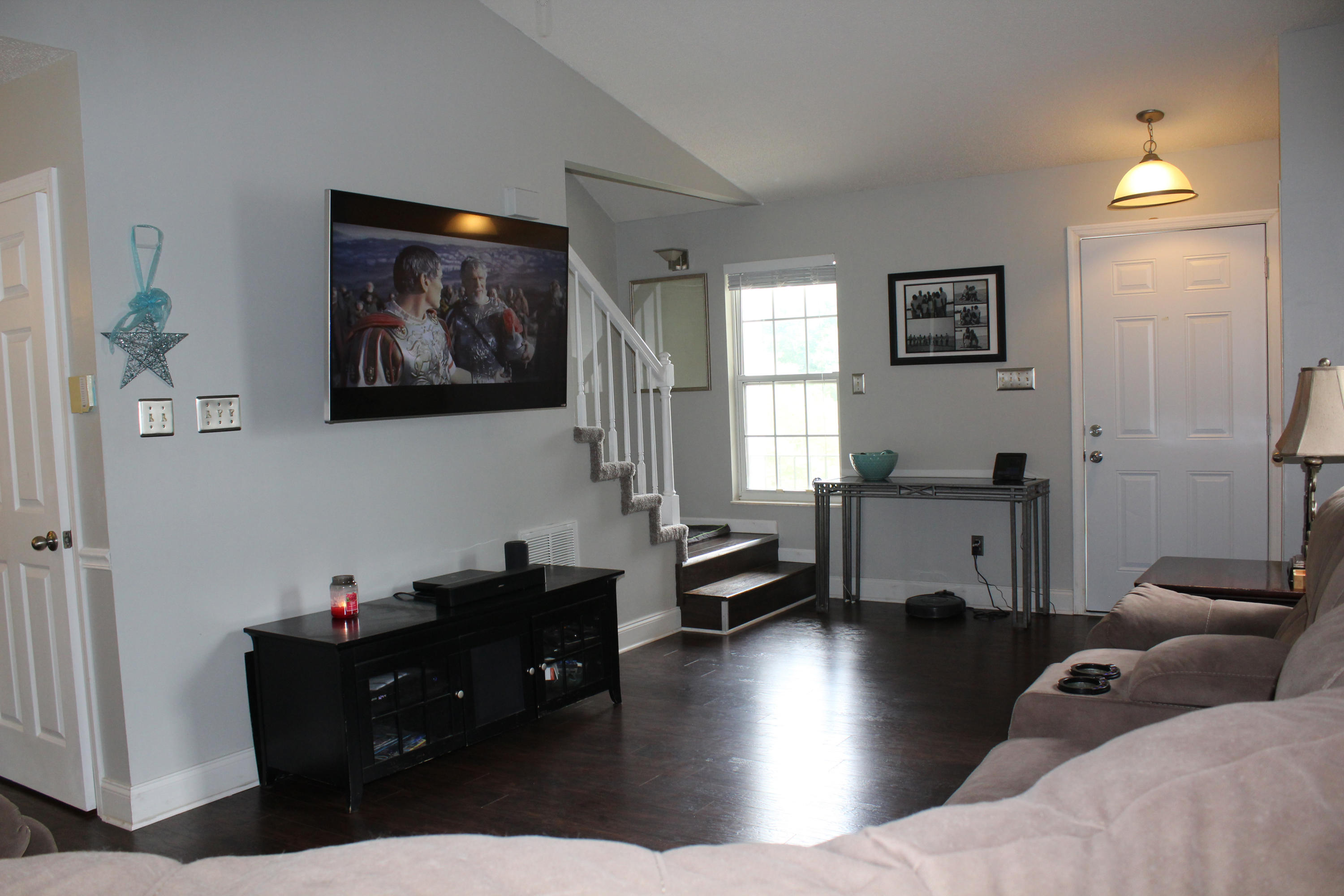6429 Ridge Run Drive Knoxville, TN 37921 - Photo 5 of 23 Living Room 4