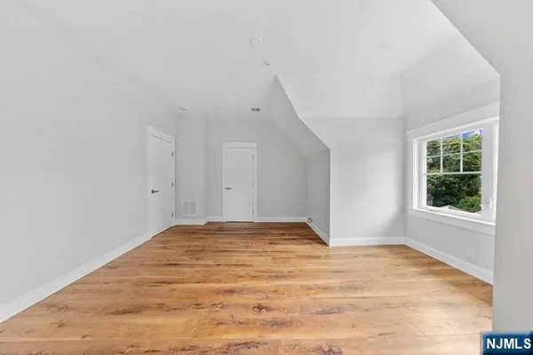a view of empty room with window