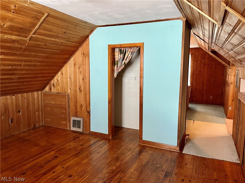 6807 Biddulph Road Brooklyn, OH 44144 - Photo 26 of 35 Bedroom #2