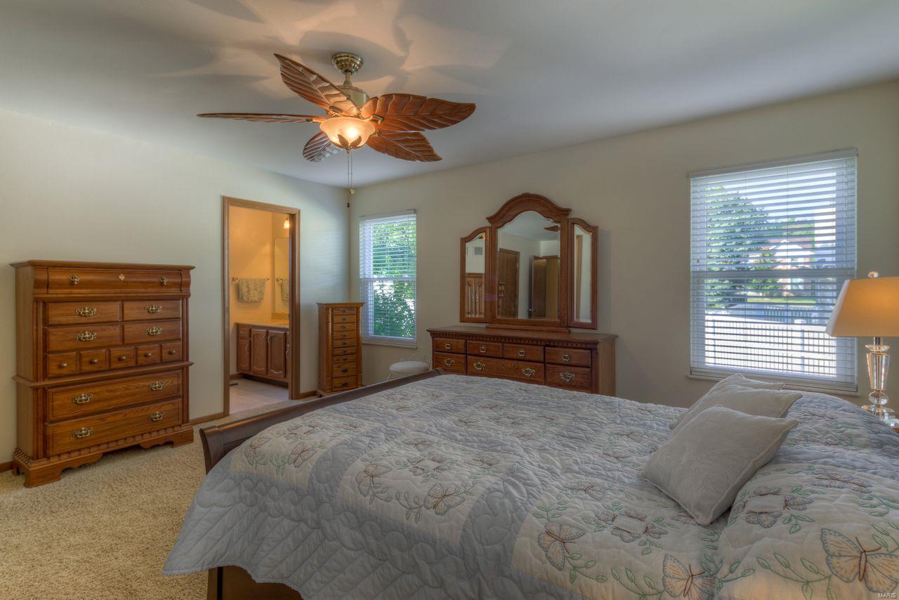 2573 England Town Road St. Louis, MO 63129 - Photo 11 of 22