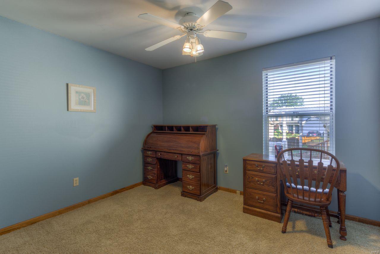 2573 England Town Road St. Louis, MO 63129 - Photo 15 of 22