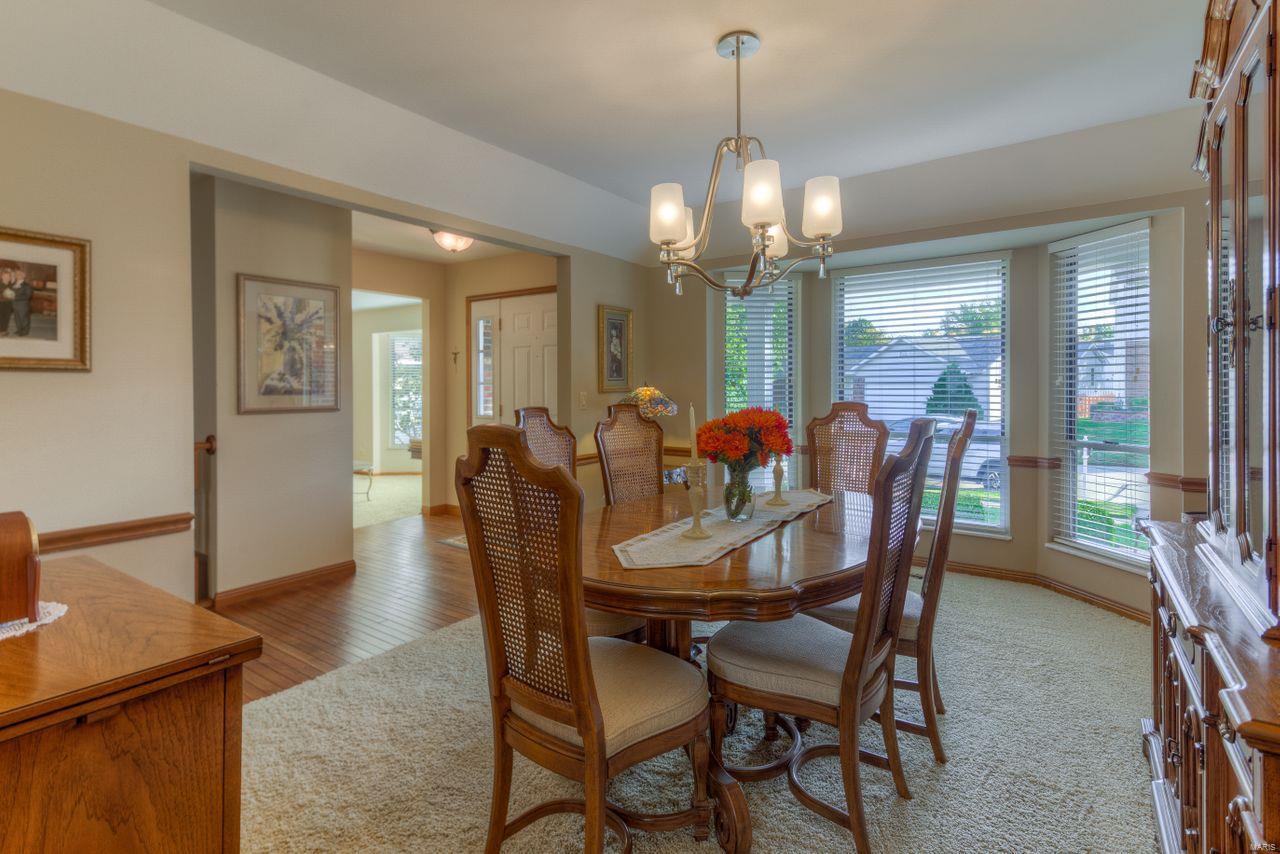 2573 England Town Road St. Louis, MO 63129 - Photo 4 of 22