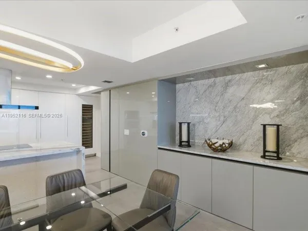 $20,000 | 330 Sunny Isles Boulevard, Unit 52404, Sunny Isles Beach, FL 33160